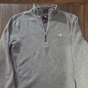 The North Face Men's Heathered Taupe Quarter-Zip Pullover